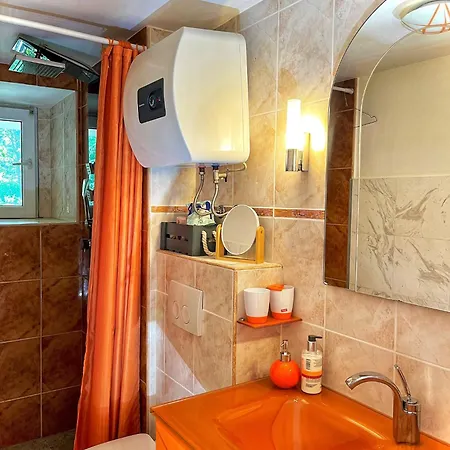 Apartman Bela *
